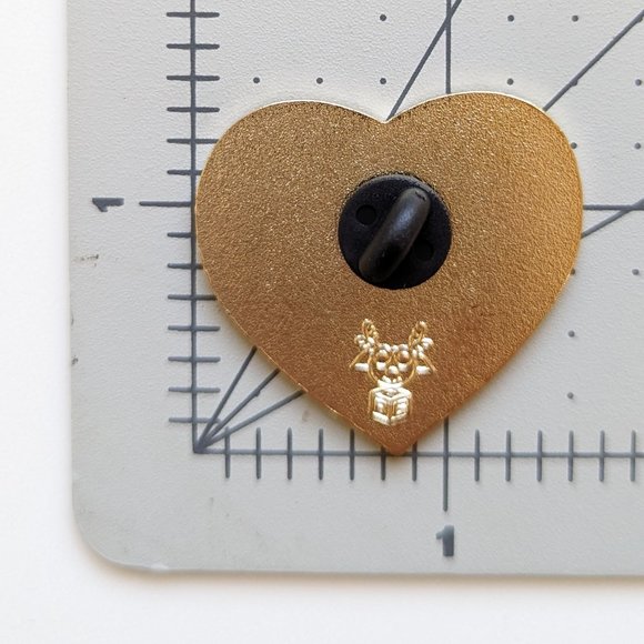 Sailor Moon Enamel Pin /Anime Brooch - Picture 3 of 3